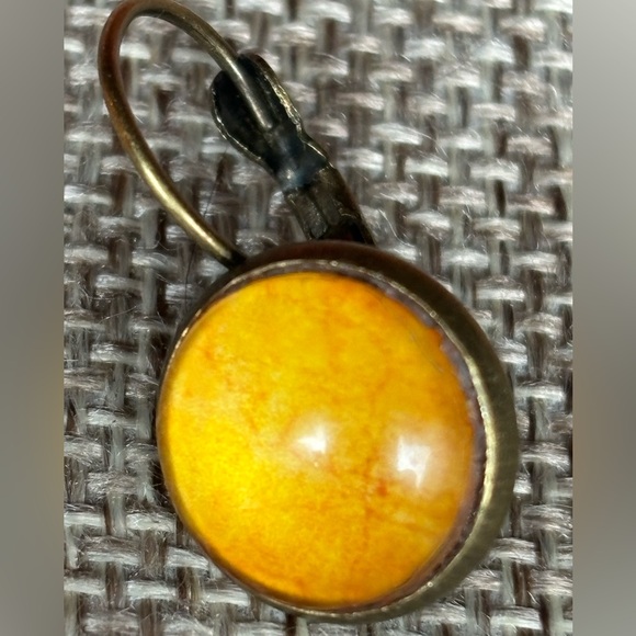 Amber Colored Drop Earring - NWT - Picture 4 of 5
